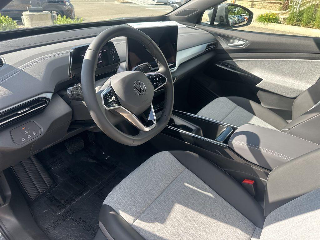 new 2025 Volkswagen ID.4 car, priced at $45,597