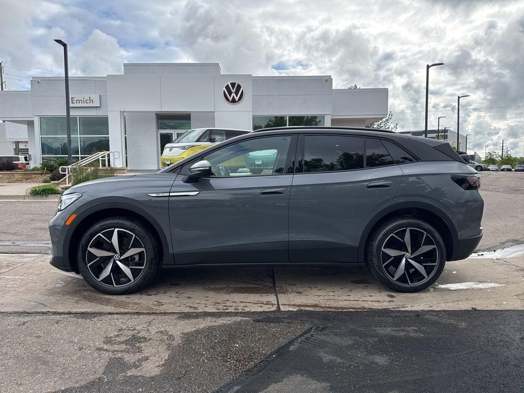 new 2025 Volkswagen ID.4 car, priced at $45,359