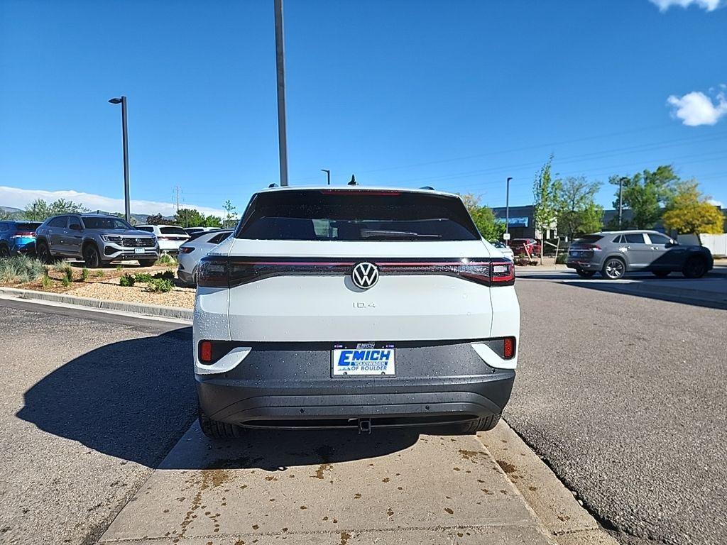 new 2025 Volkswagen ID.4 car, priced at $40,097