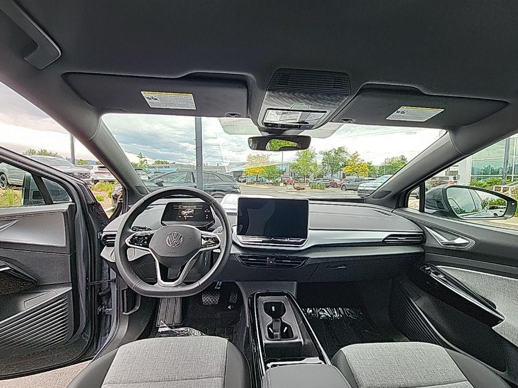 new 2025 Volkswagen ID.4 car, priced at $40,097