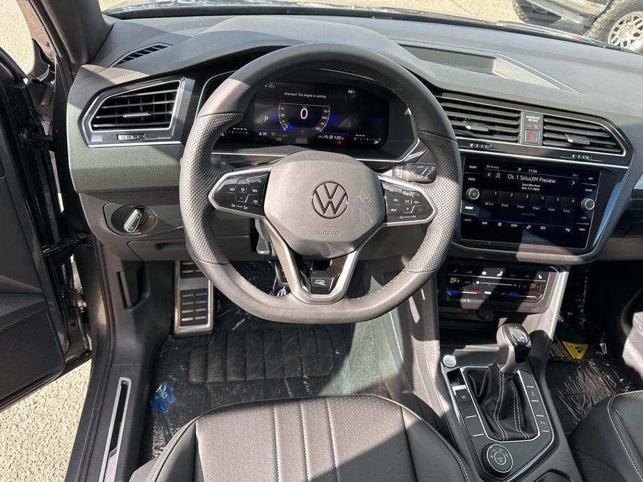 new 2024 Volkswagen Tiguan car, priced at $32,979