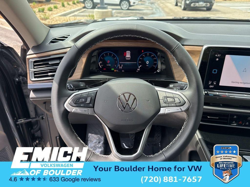 new 2025 Volkswagen Atlas car, priced at $44,407