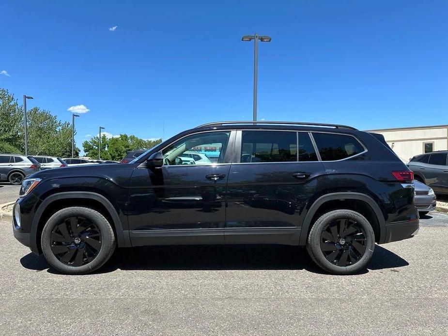 new 2024 Volkswagen Atlas car, priced at $39,627