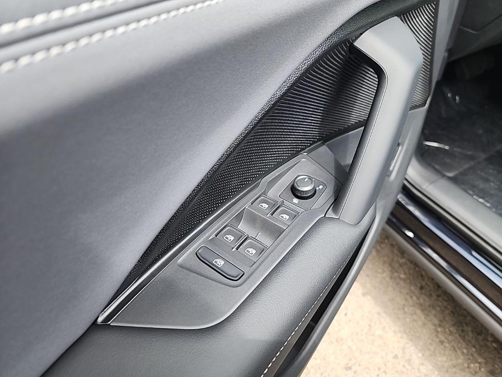 new 2025 Volkswagen Tiguan car, priced at $34,745