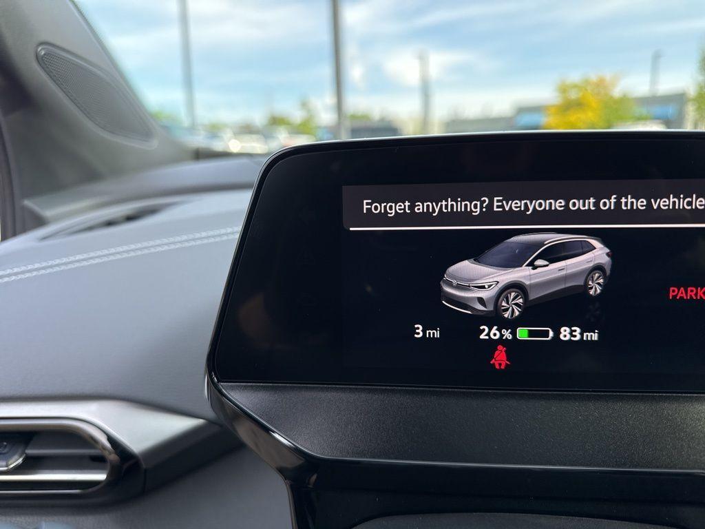 new 2025 Volkswagen ID.4 car, priced at $45,359