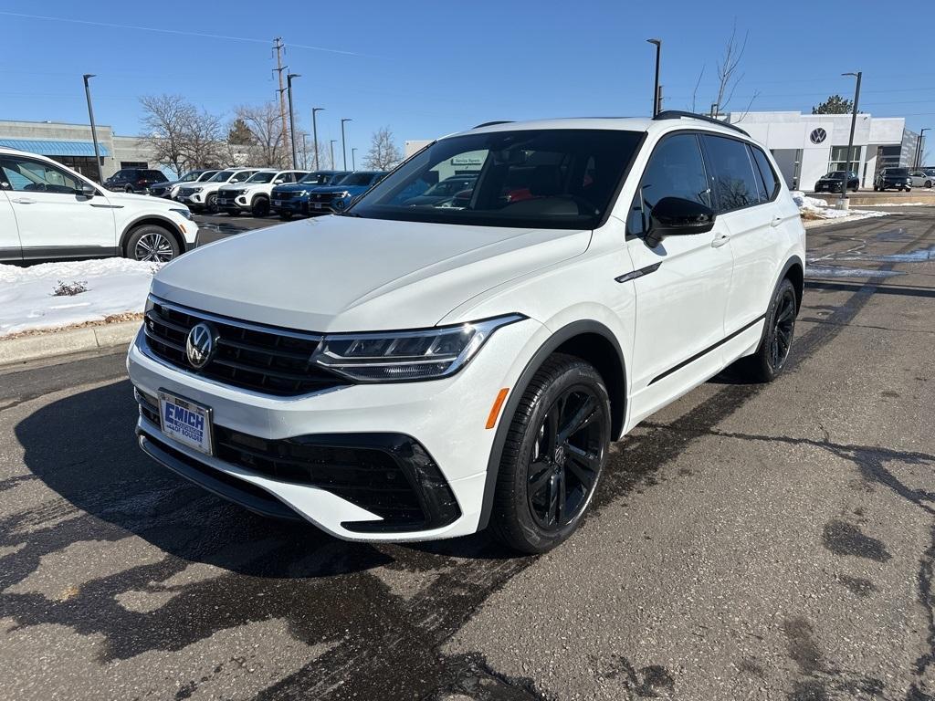 new 2024 Volkswagen Tiguan car, priced at $33,495