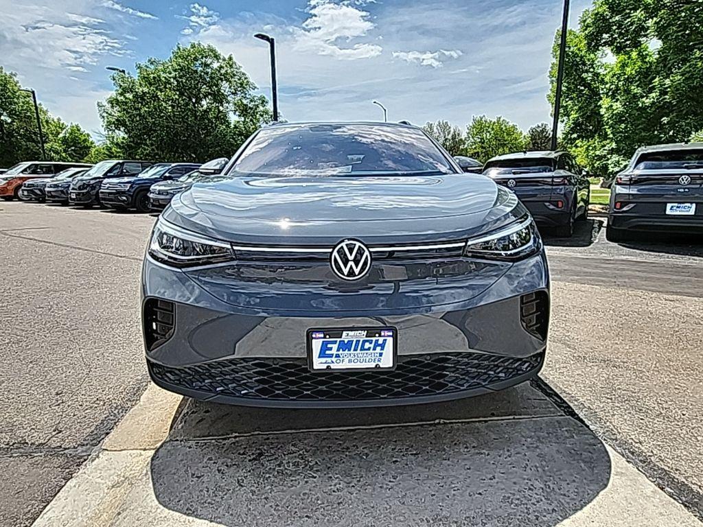 new 2025 Volkswagen ID.4 car, priced at $40,097