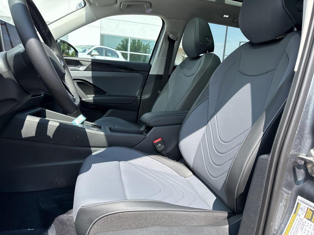 new 2025 Volkswagen Tiguan car, priced at $31,809