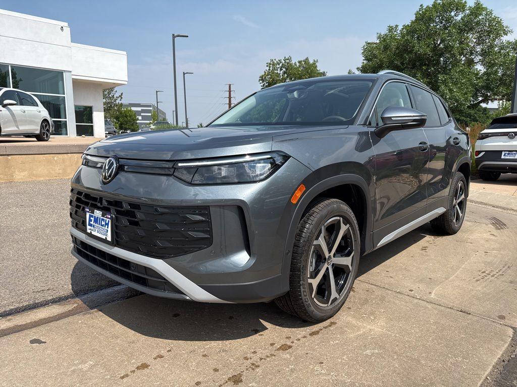 new 2025 Volkswagen Tiguan car, priced at $31,809