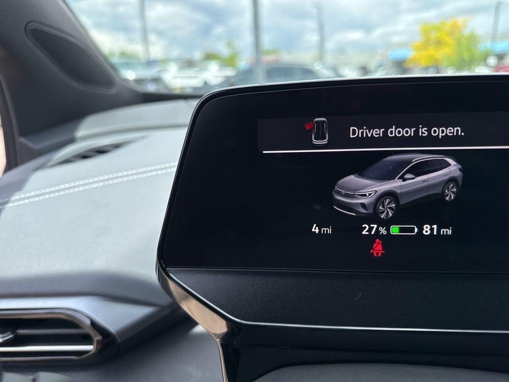 new 2025 Volkswagen ID.4 car, priced at $40,410