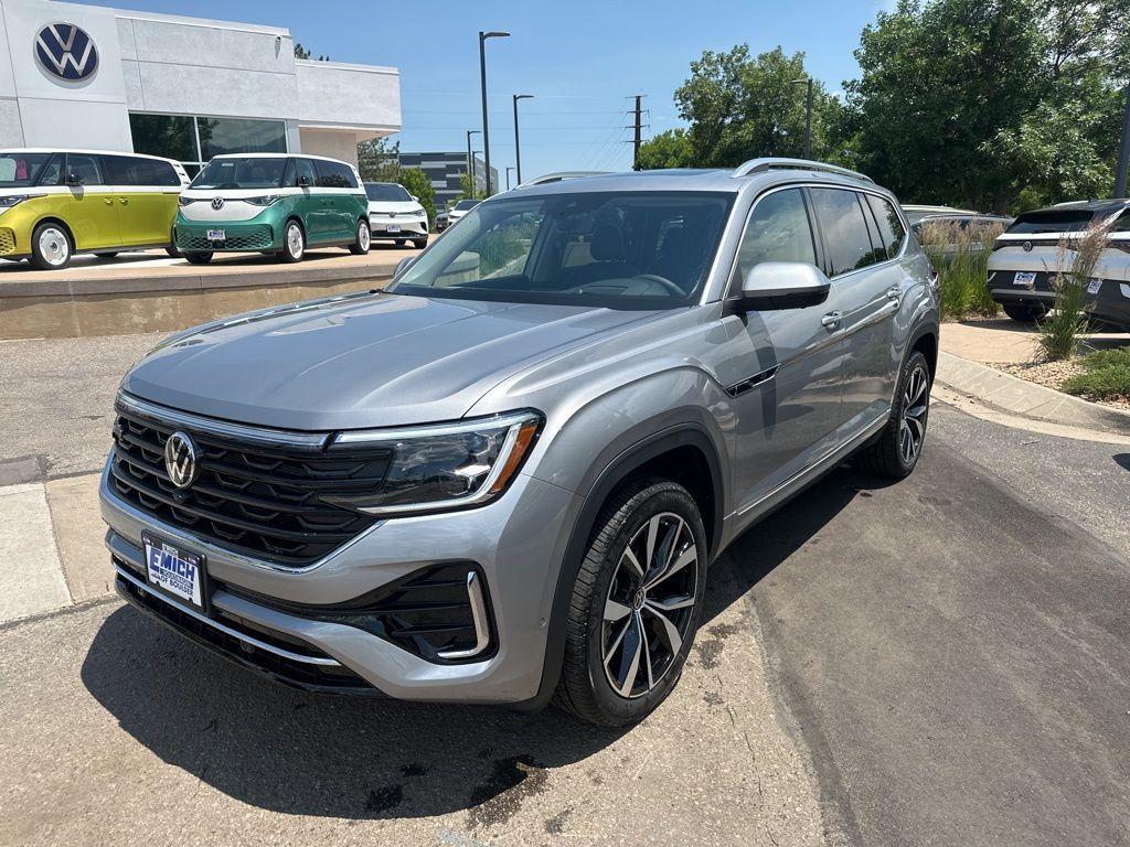 new 2025 Volkswagen Atlas car, priced at $52,616