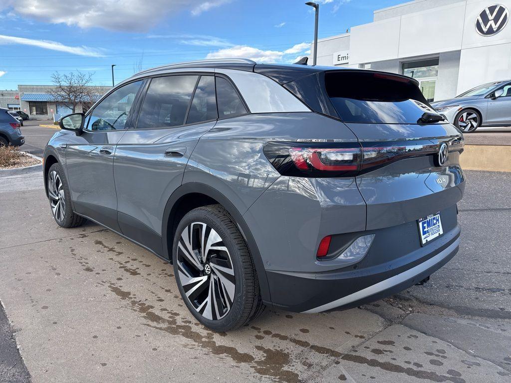 new 2025 Volkswagen ID.4 car, priced at $50,943