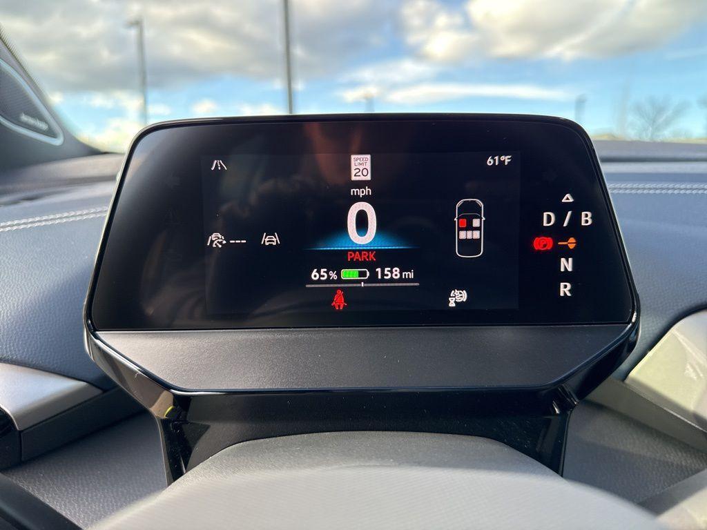 new 2025 Volkswagen ID.4 car, priced at $50,943