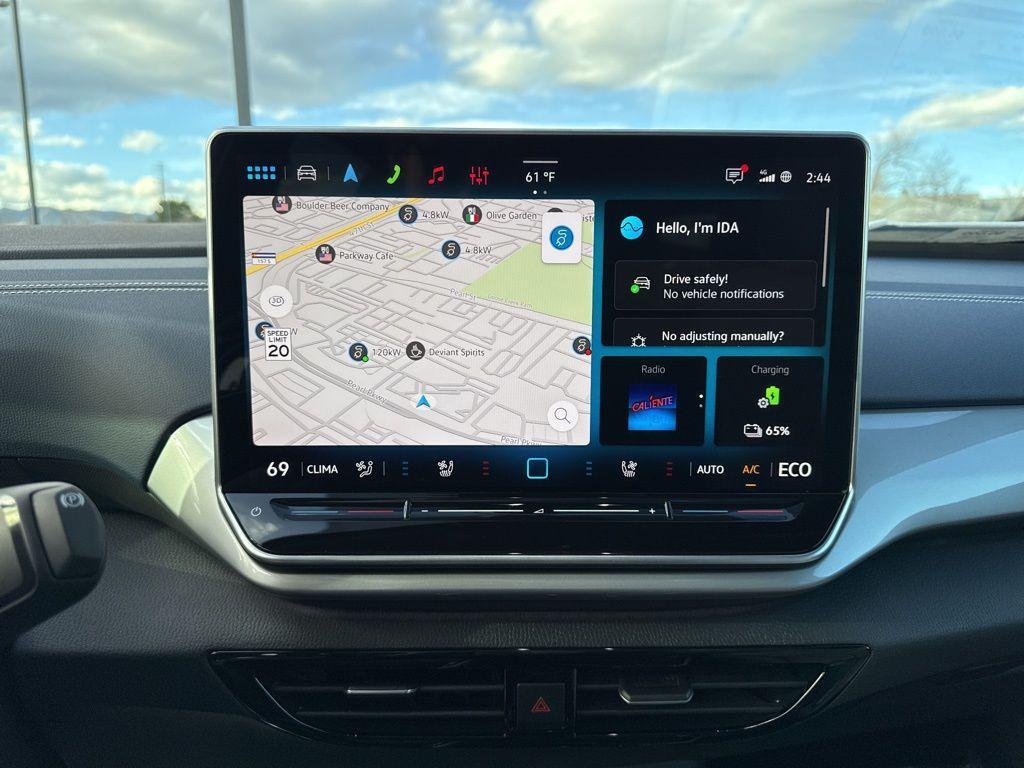 new 2025 Volkswagen ID.4 car, priced at $50,943