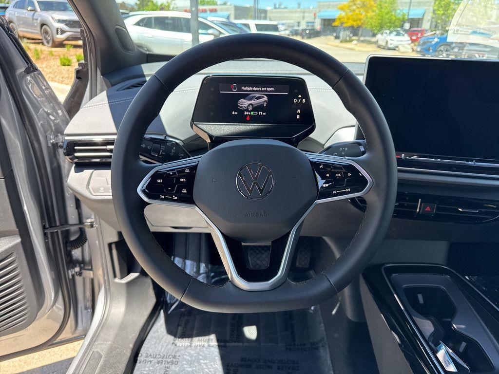 new 2025 Volkswagen ID.4 car, priced at $40,410