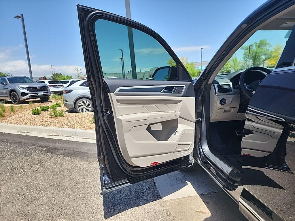 used 2022 Volkswagen Atlas car, priced at $37,353