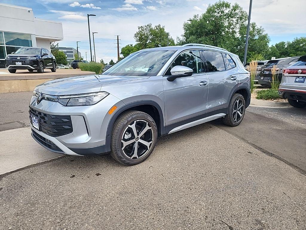 new 2025 Volkswagen Tiguan car, priced at $31,941
