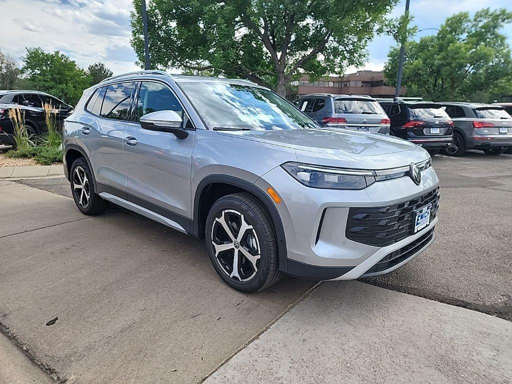 new 2025 Volkswagen Tiguan car, priced at $31,941