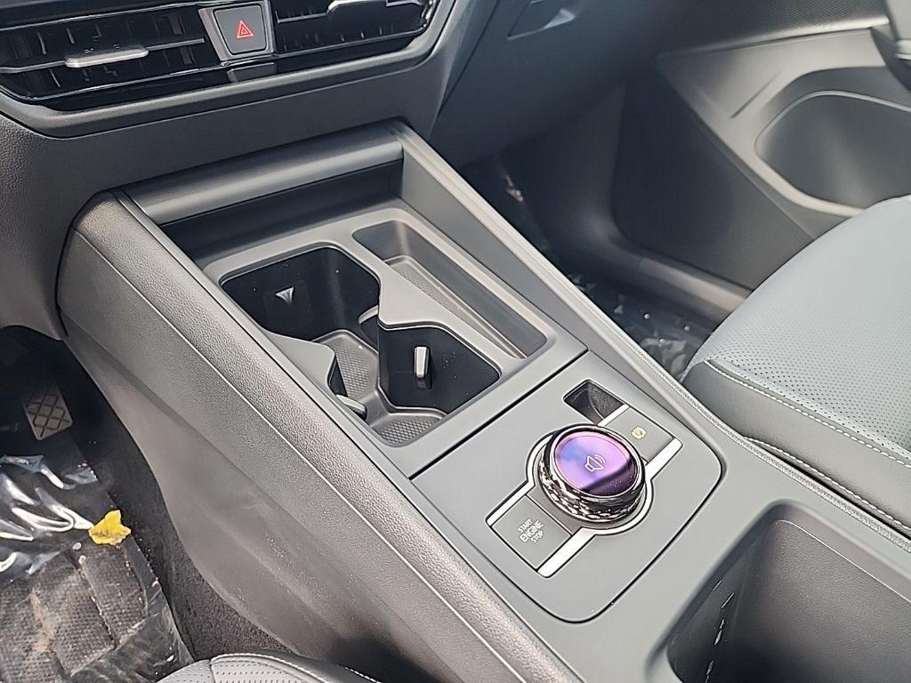 new 2025 Volkswagen Tiguan car, priced at $31,941