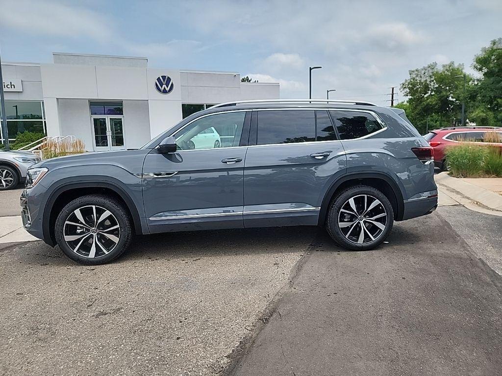 new 2025 Volkswagen Atlas car, priced at $49,309