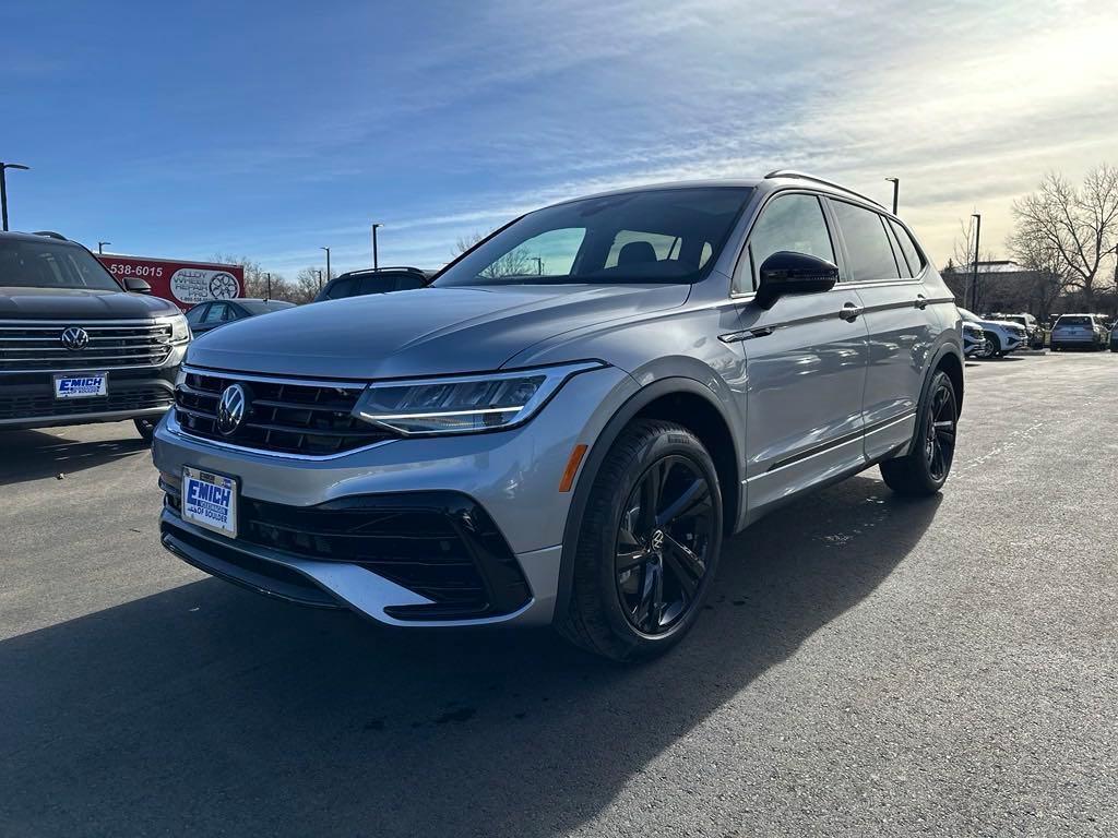 new 2024 Volkswagen Tiguan car, priced at $32,616