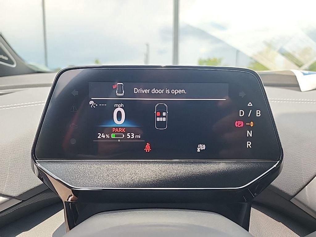 new 2025 Volkswagen ID.4 car, priced at $51,141
