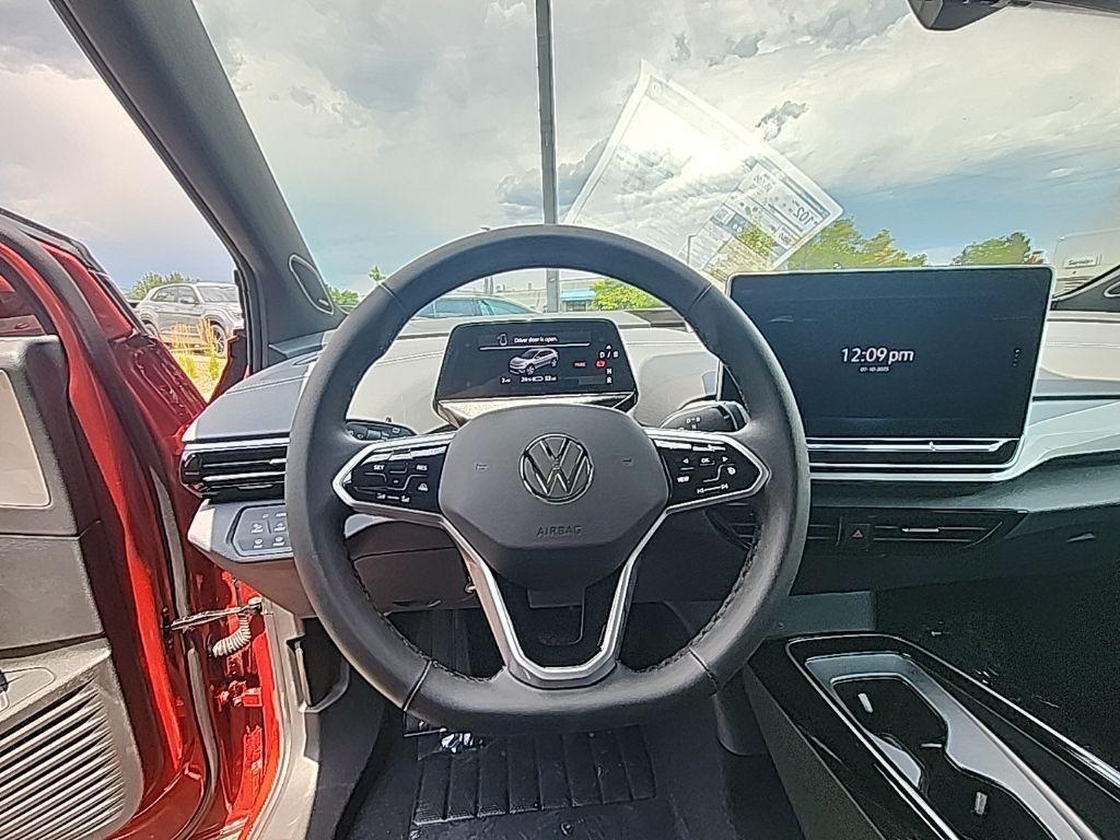 new 2025 Volkswagen ID.4 car, priced at $51,141
