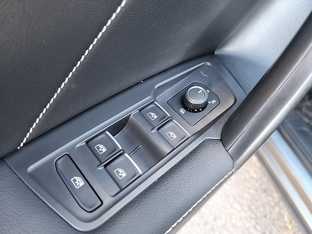 used 2023 Volkswagen Tiguan car, priced at $23,423