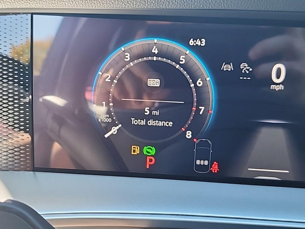 new 2025 Volkswagen Tiguan car, priced at $33,640