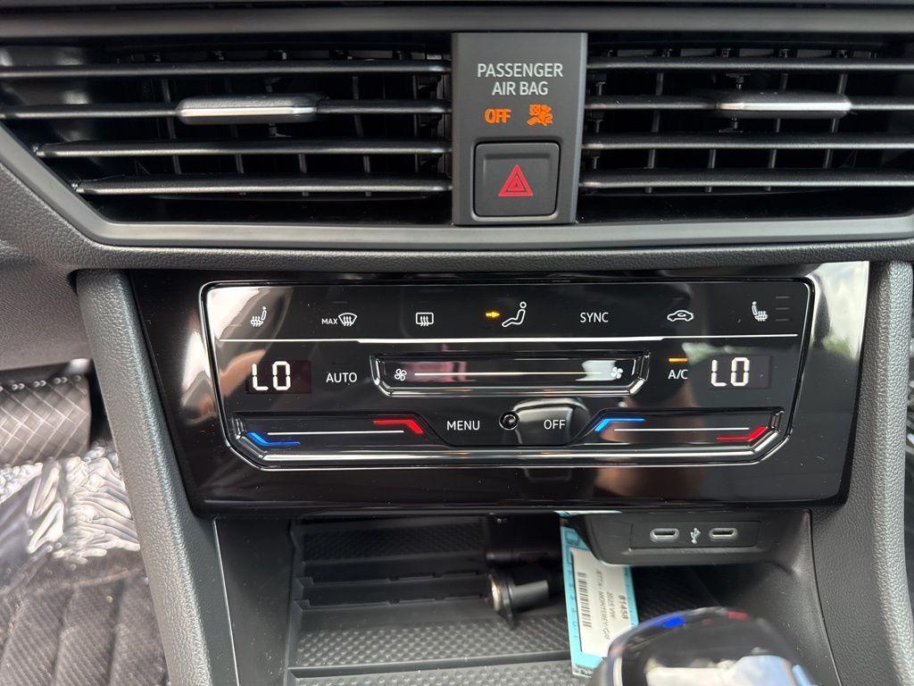 new 2025 Volkswagen Jetta car, priced at $27,331