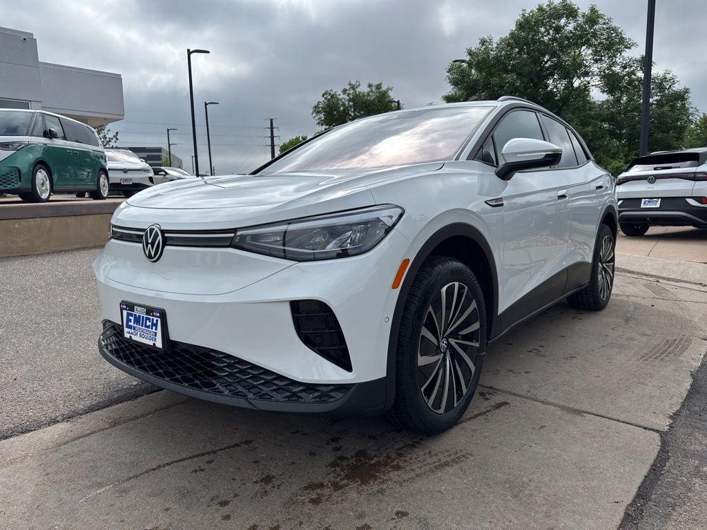 new 2025 Volkswagen ID.4 car, priced at $40,097