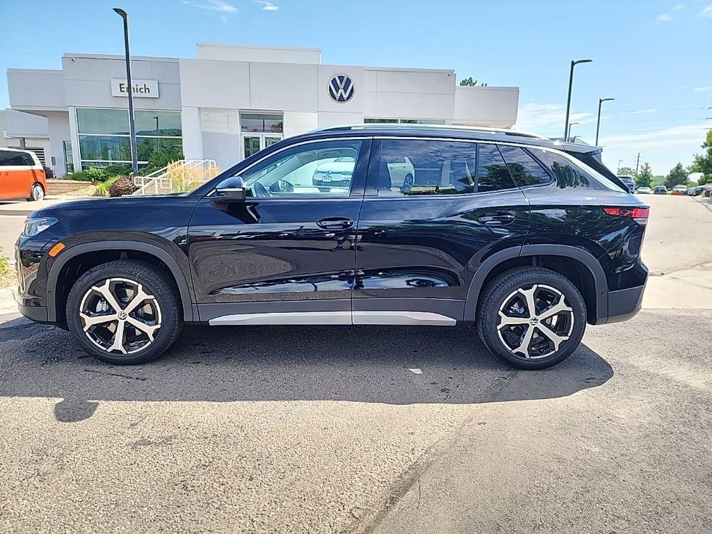 new 2025 Volkswagen Tiguan car, priced at $31,207