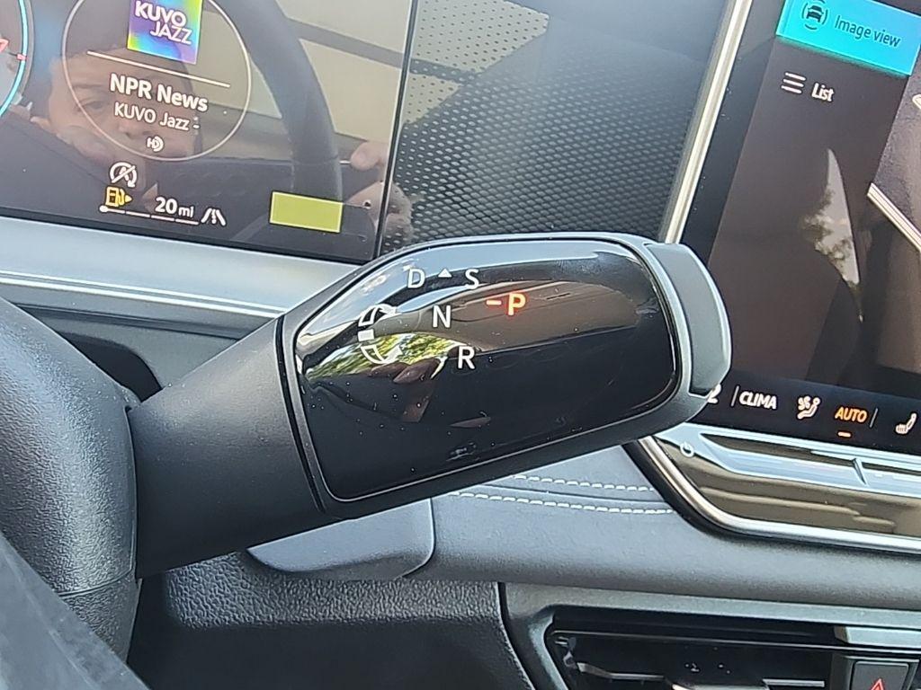 new 2025 Volkswagen Tiguan car, priced at $33,902