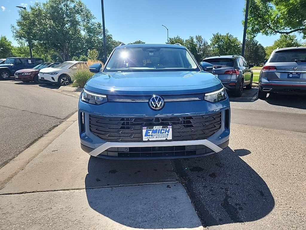 new 2025 Volkswagen Tiguan car, priced at $33,902
