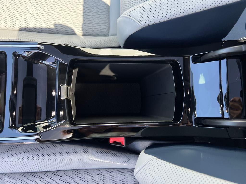 new 2025 Volkswagen ID.4 car