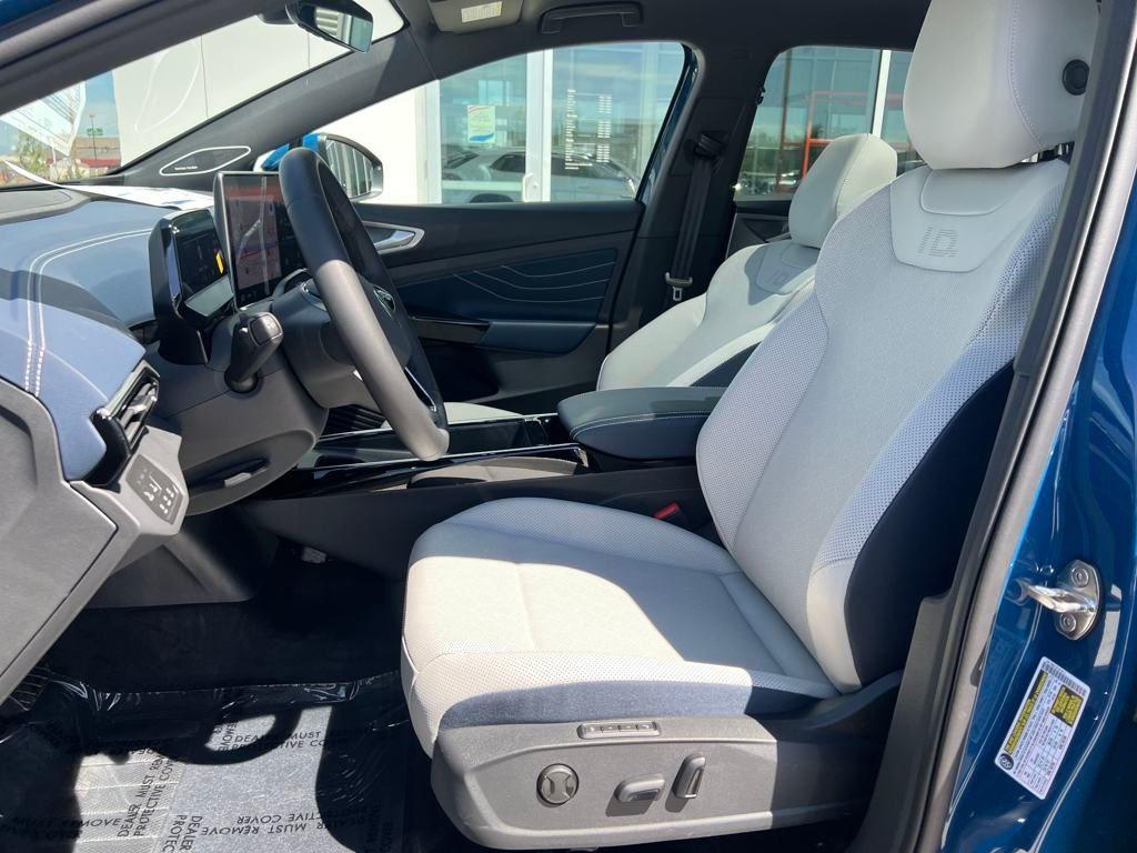 new 2025 Volkswagen ID.4 car