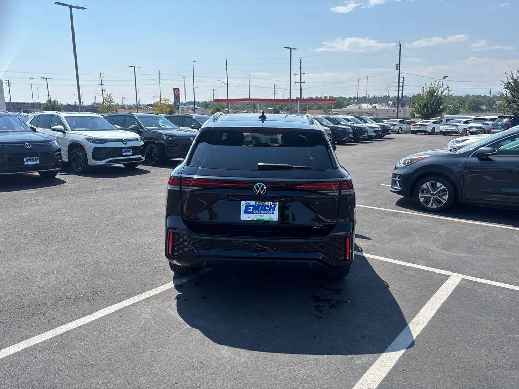 new 2025 Volkswagen Tiguan car, priced at $36,993