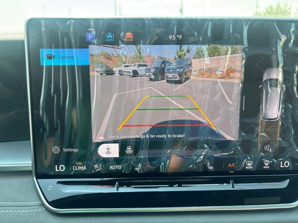 new 2025 Volkswagen Tiguan car, priced at $36,993