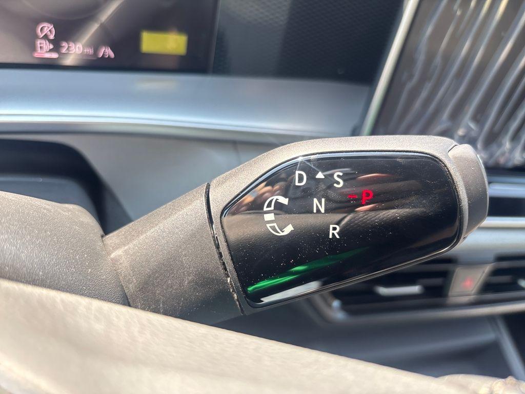 new 2025 Volkswagen Tiguan car, priced at $36,993