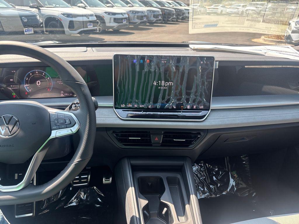 new 2025 Volkswagen Tiguan car, priced at $36,993