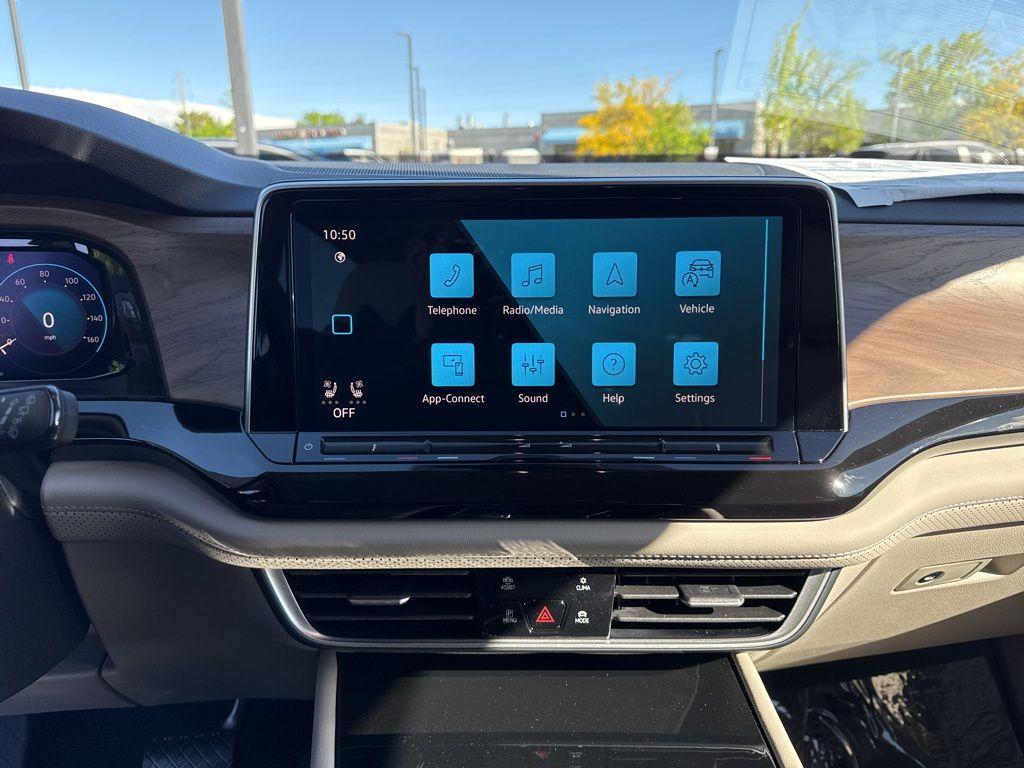 new 2025 Volkswagen Atlas car, priced at $44,919