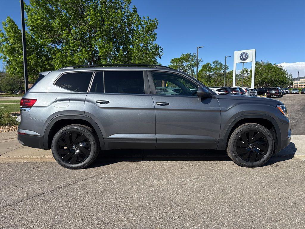 new 2025 Volkswagen Atlas car, priced at $44,919
