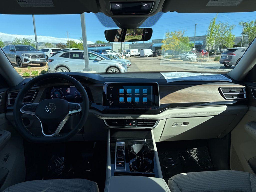 new 2025 Volkswagen Atlas car, priced at $44,919