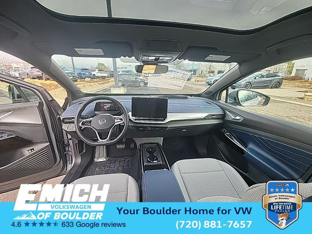 new 2025 Volkswagen ID.4 car, priced at $43,347