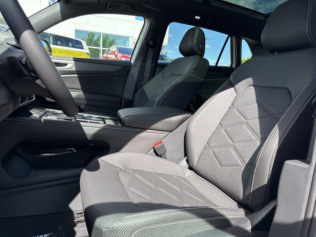 new 2025 Volkswagen Atlas Cross Sport car, priced at $44,731