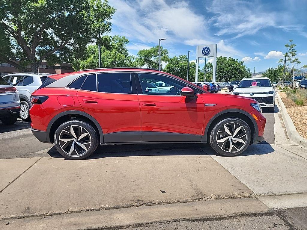 new 2025 Volkswagen ID.4 car, priced at $41,358
