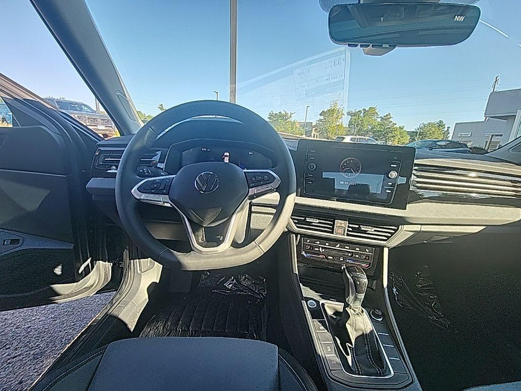 new 2025 Volkswagen Jetta car, priced at $25,639