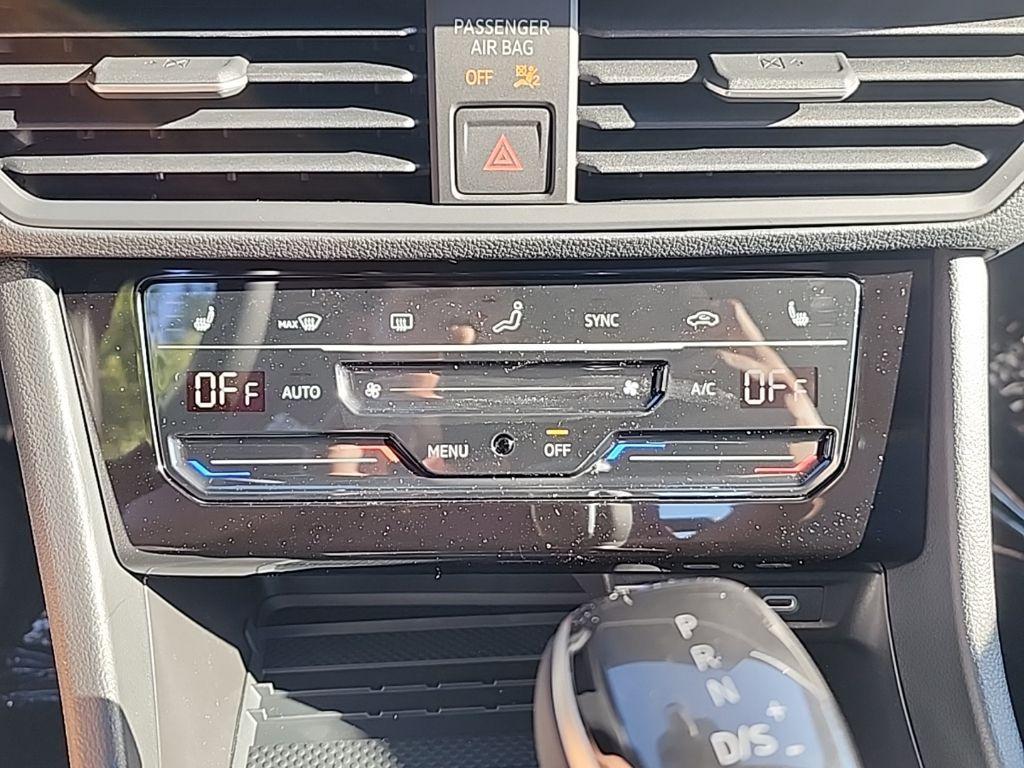 new 2025 Volkswagen Jetta car, priced at $25,639