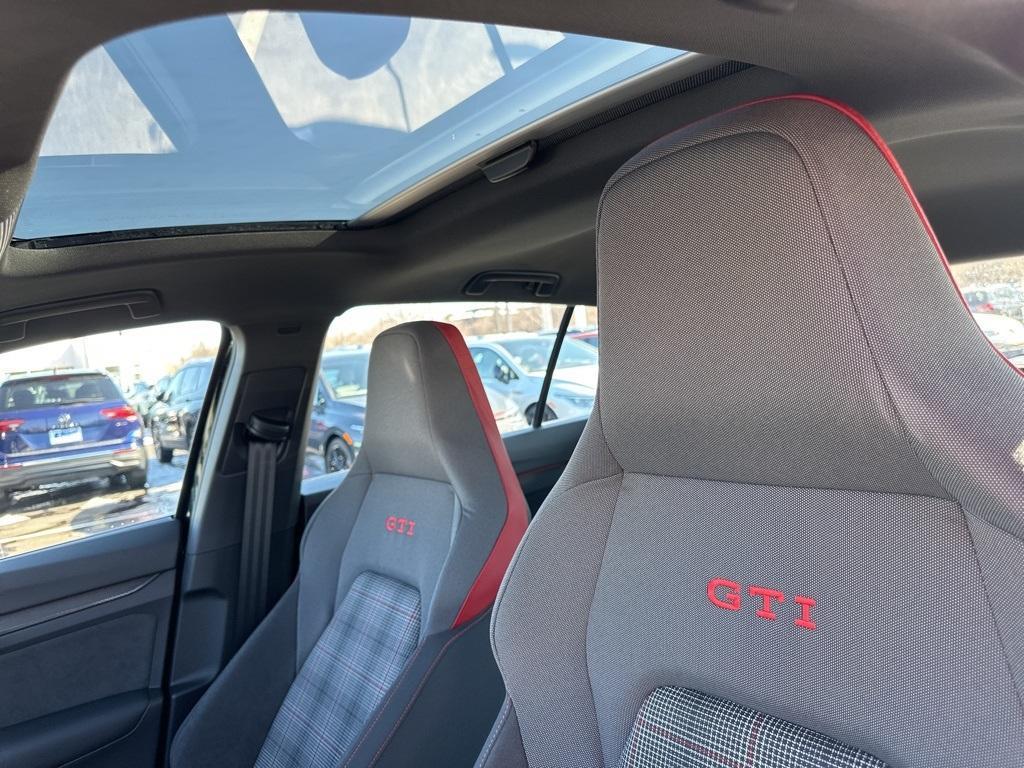 new 2024 Volkswagen Golf GTI car, priced at $33,639