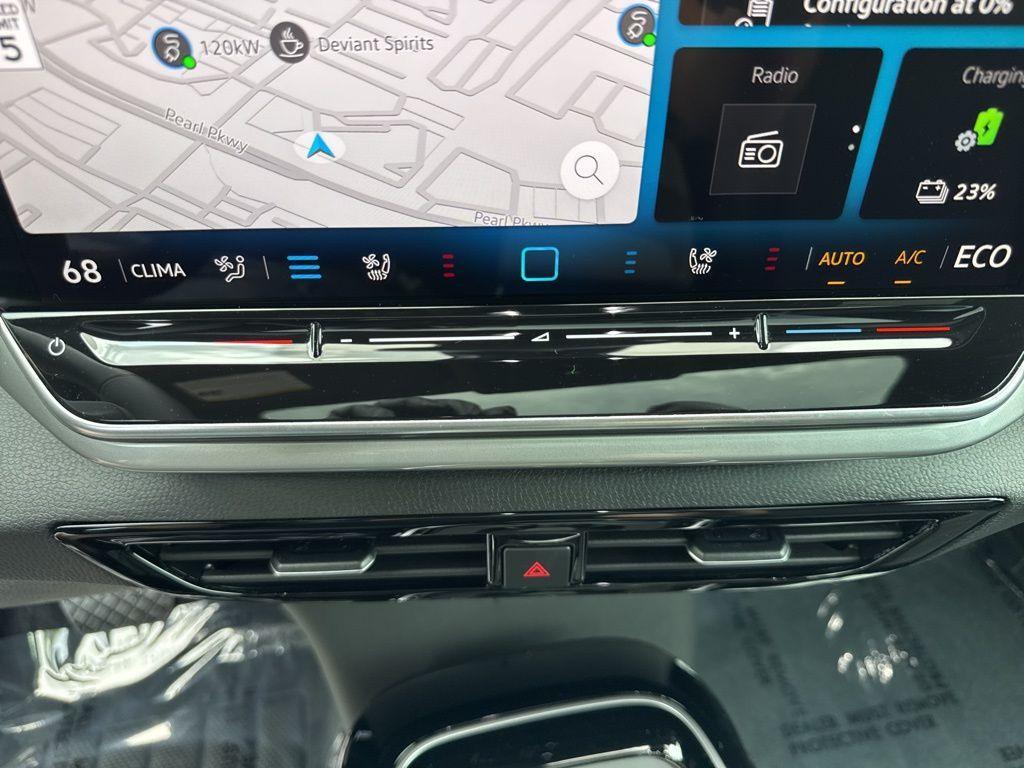 new 2025 Volkswagen ID.4 car, priced at $46,455